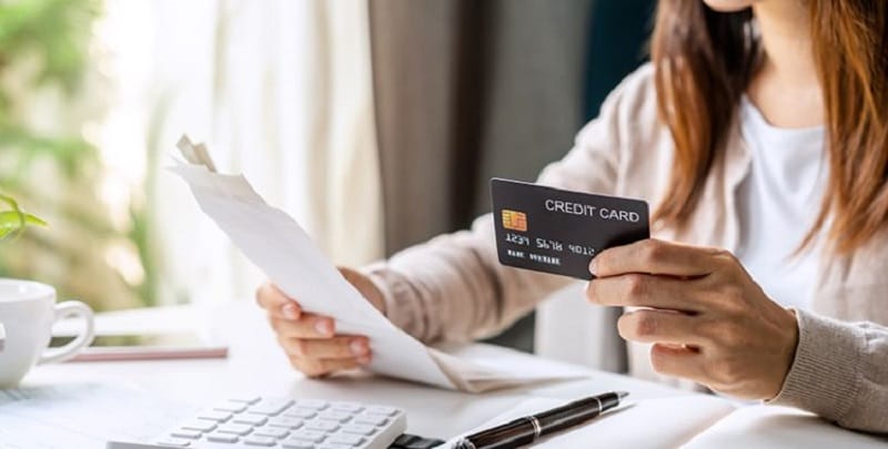 Nên đăng ký hạn mức thẻ tín dụng phù hợp với thu nhập